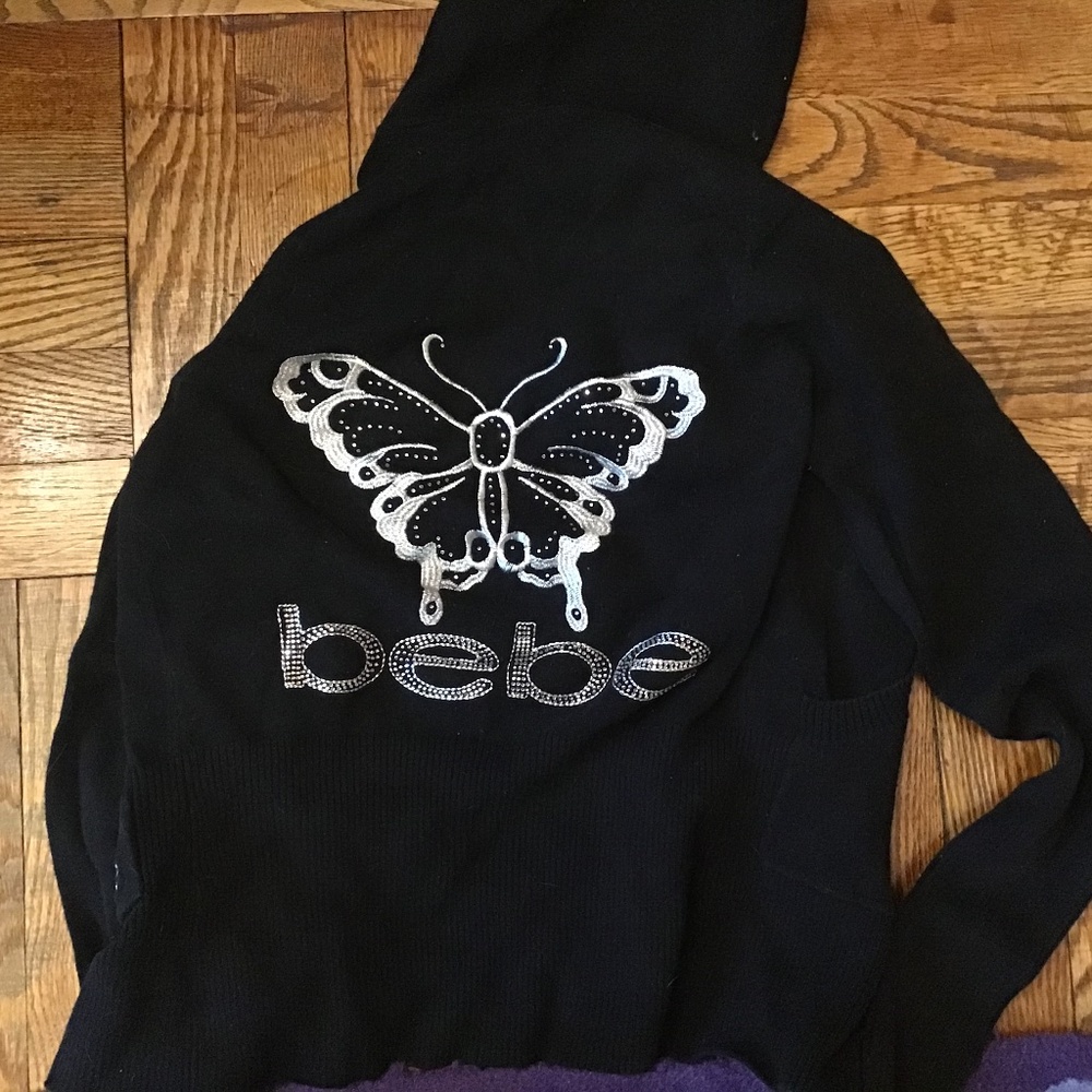 ❤️3/$12 Bebe sweatshirt